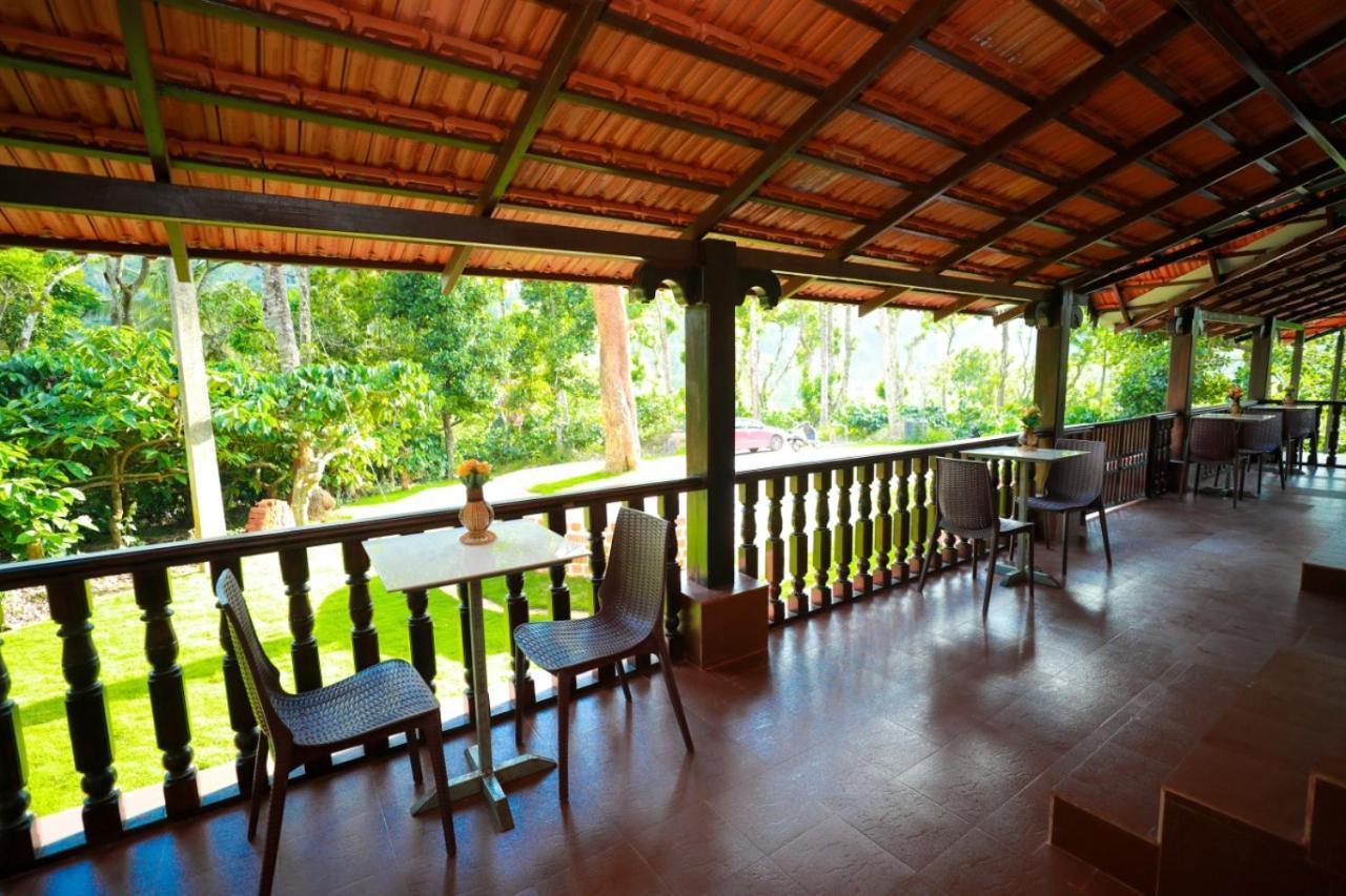 River View Guest House Мадікері Екстер'єр фото