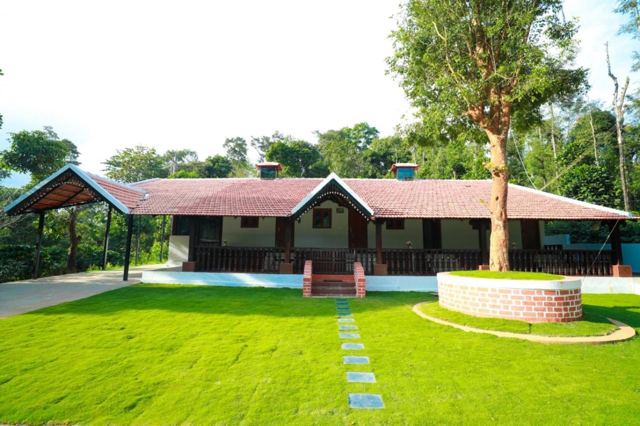River View Guest House Мадікері Екстер'єр фото